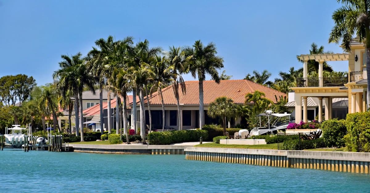 Florida Lanai Guide - Screened-In Living at Its Best
