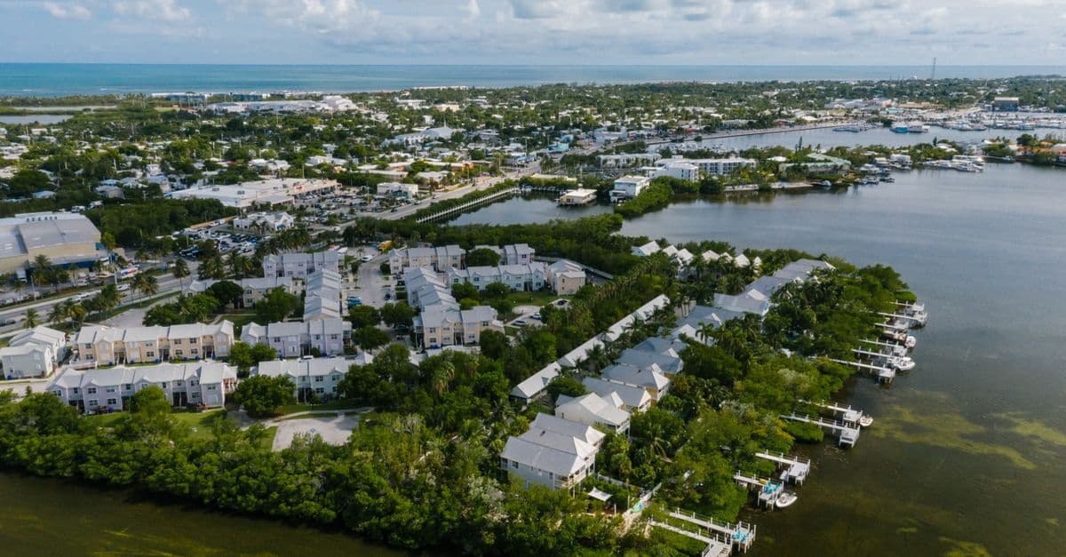 HOA Rules in Florida - What Every Homeowner Should Know