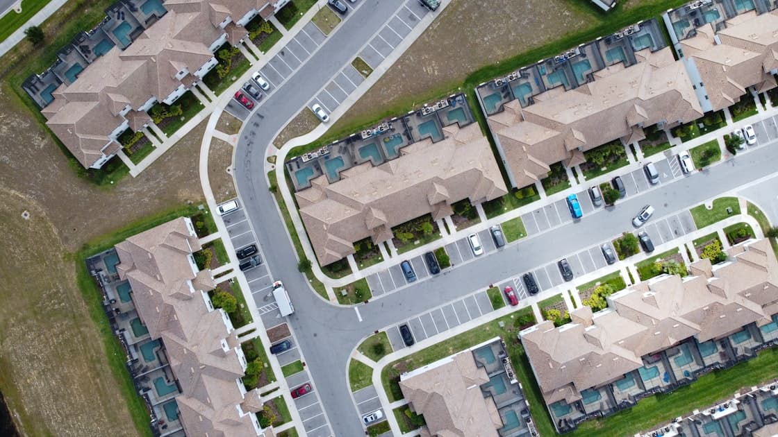 Waterfront Homes in Dover: Pricing, Flood Zones, and Tips