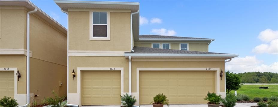 Front view — Broadway Centre Townhomes, Brandon FL