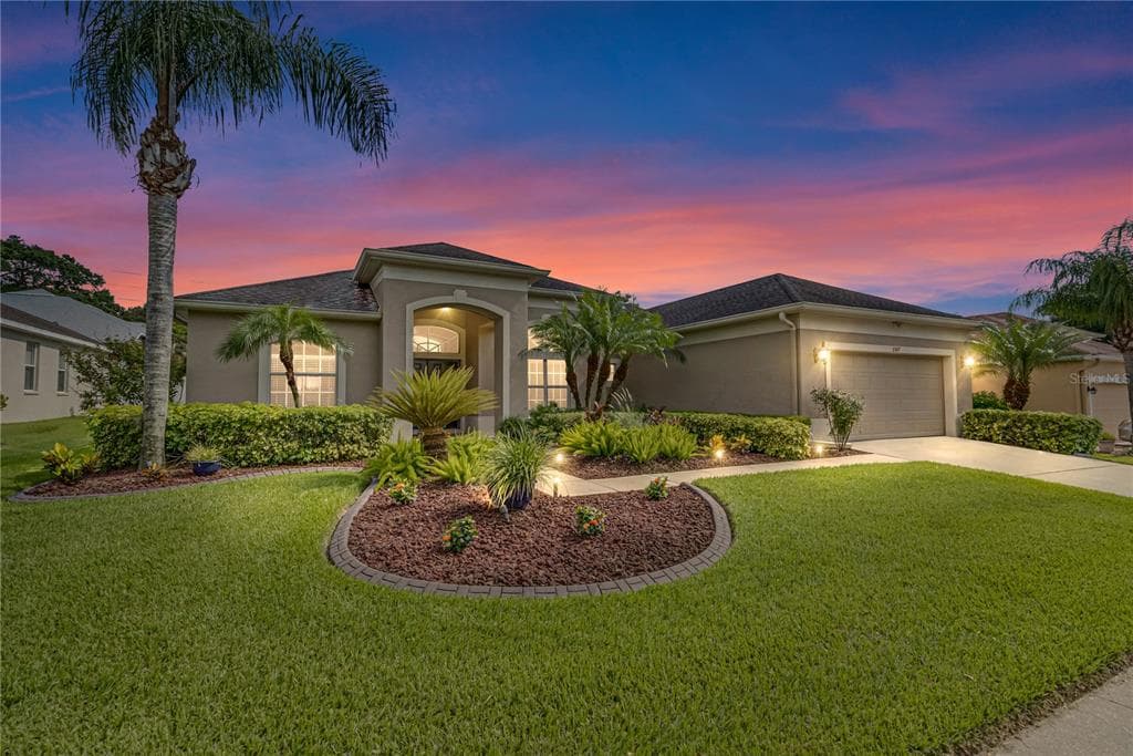2307 SILVER TRUMPET COURT