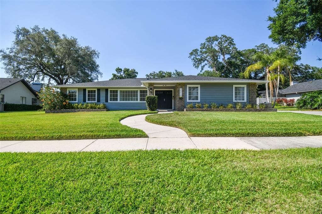 2210 ARBOR OAKS DRIVE