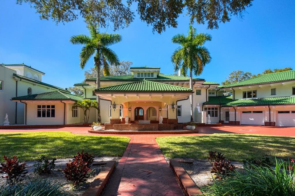 802 DRUID ROAD
