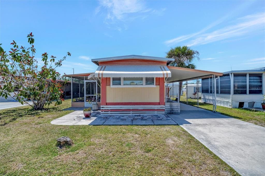 104 SAINT KITTS WAY