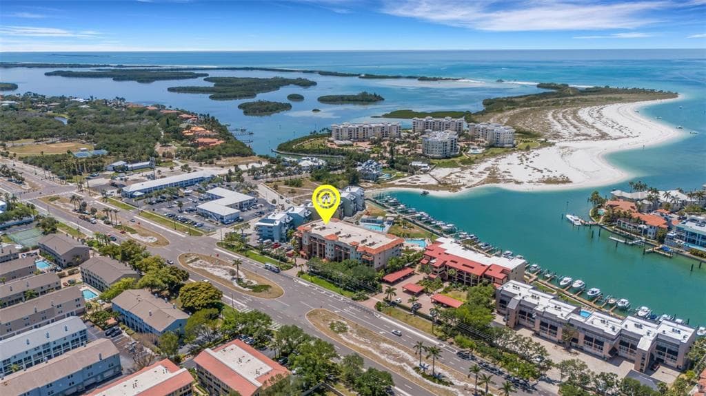 1090 PINELLAS BAYWAY