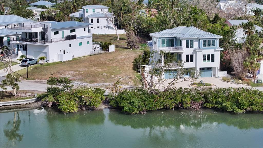 6800 LONGBOAT DRIVE