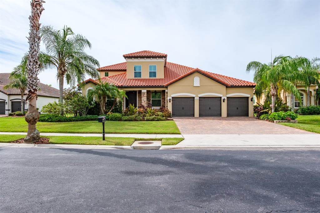 165 MOBBLY BAY DRIVE