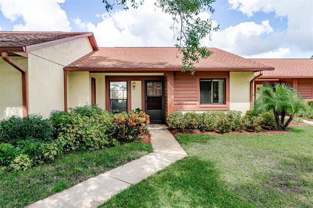 7517 GREYSTONE DRIVE