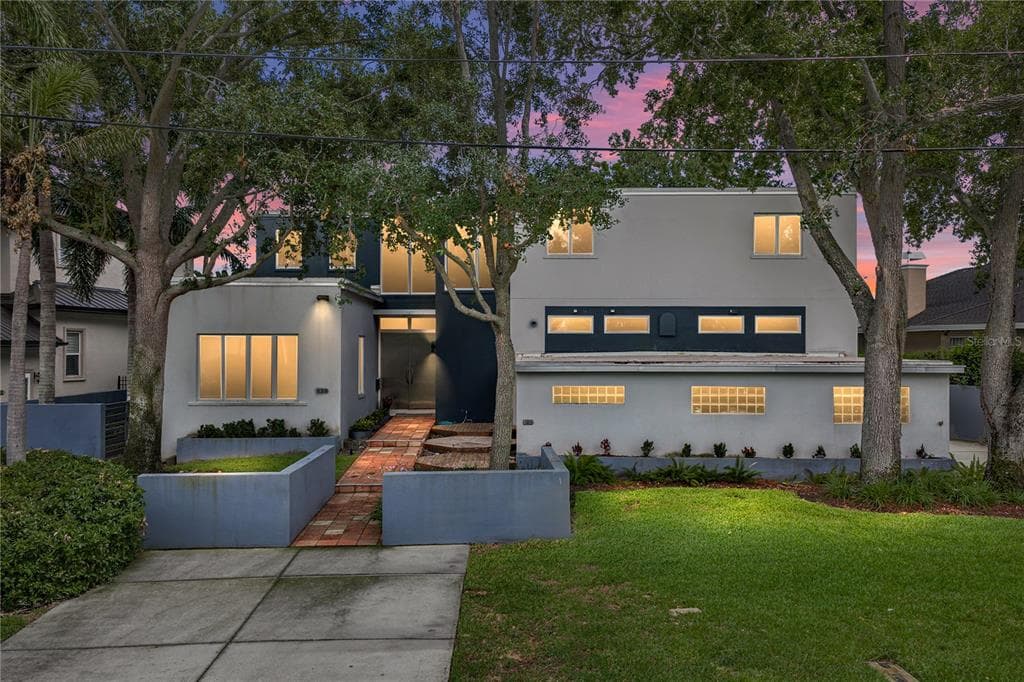 838 MONTEREY BOULEVARD