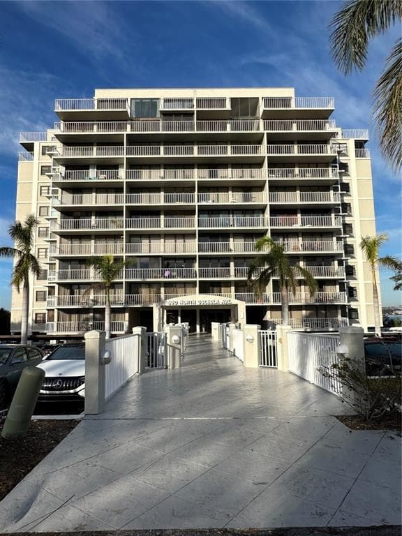500 OSCEOLA AVENUE