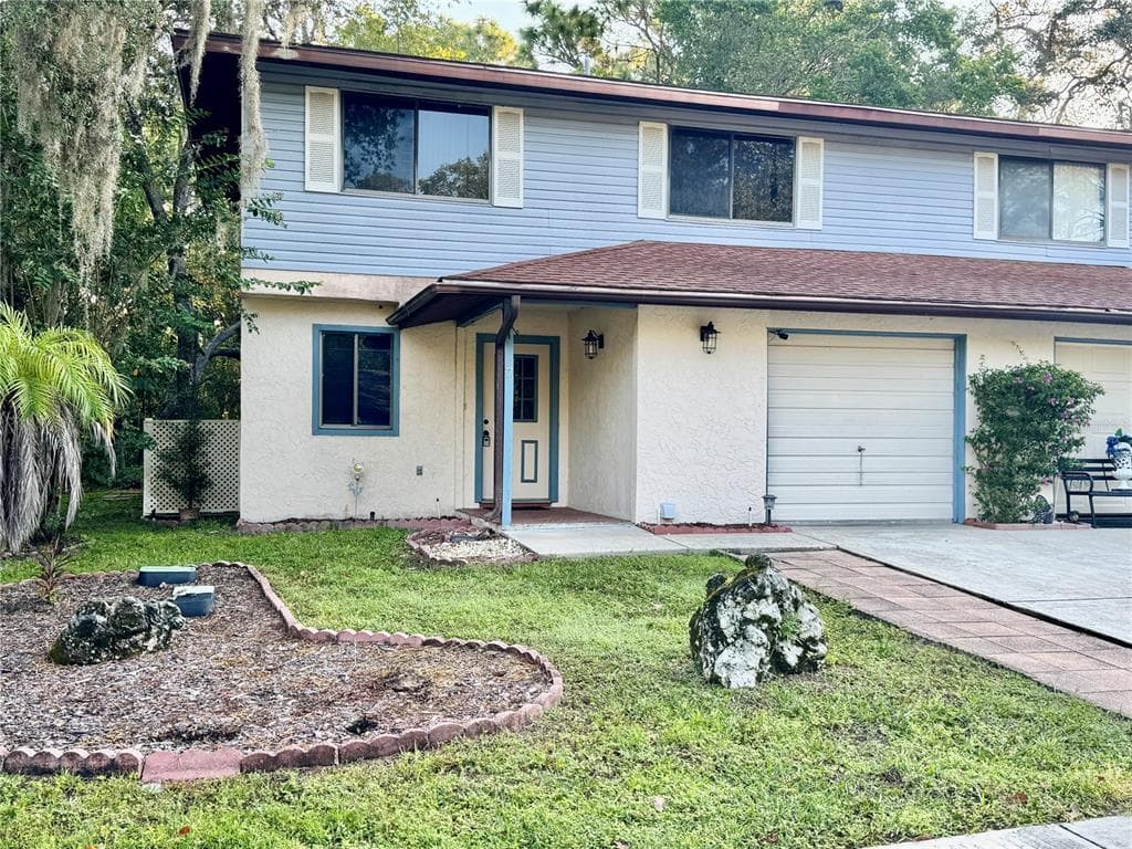 7 MOSER COURT
