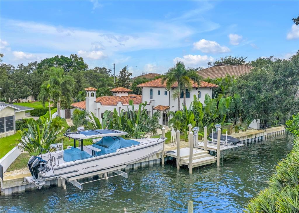 145 BAY POINT DRIVE