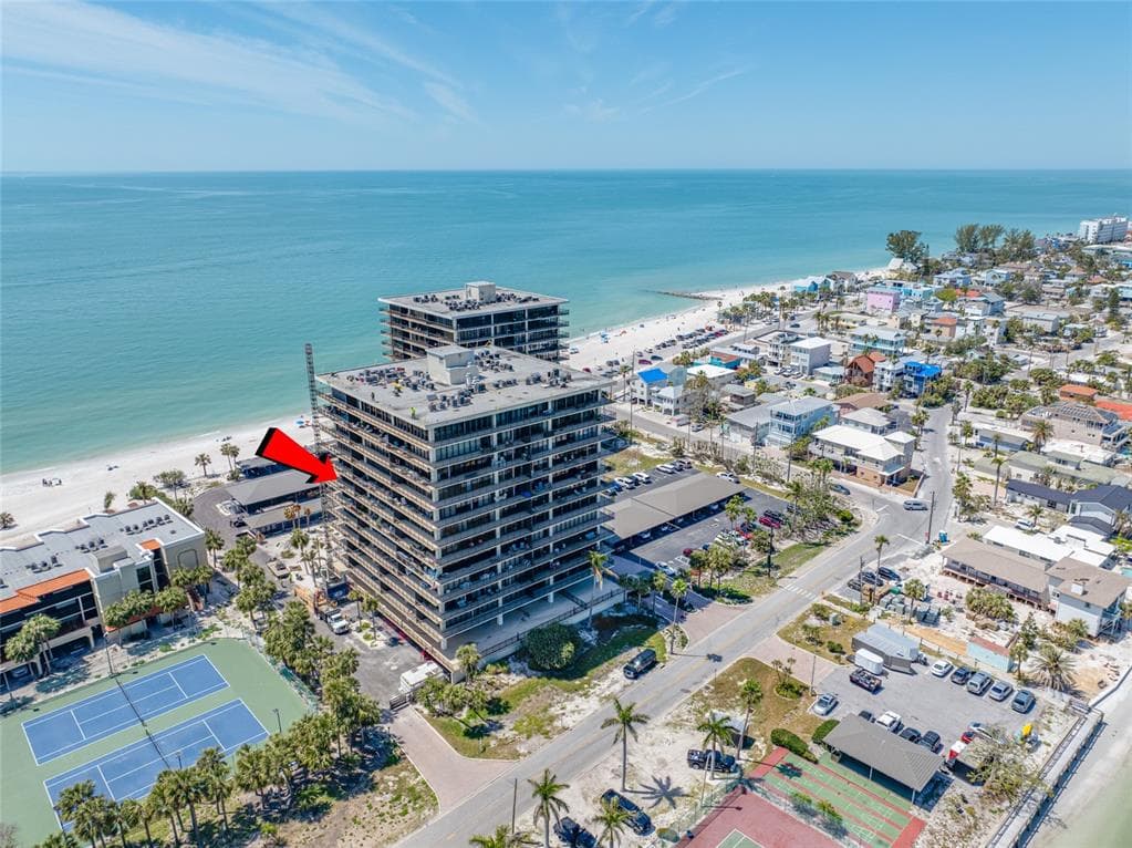 7600 BAYSHORE DRIVE