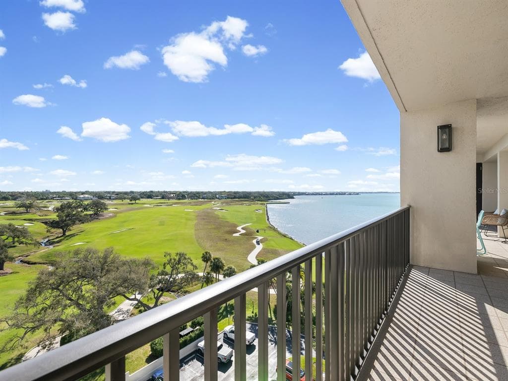 4 BELLEVIEW BOULEVARD