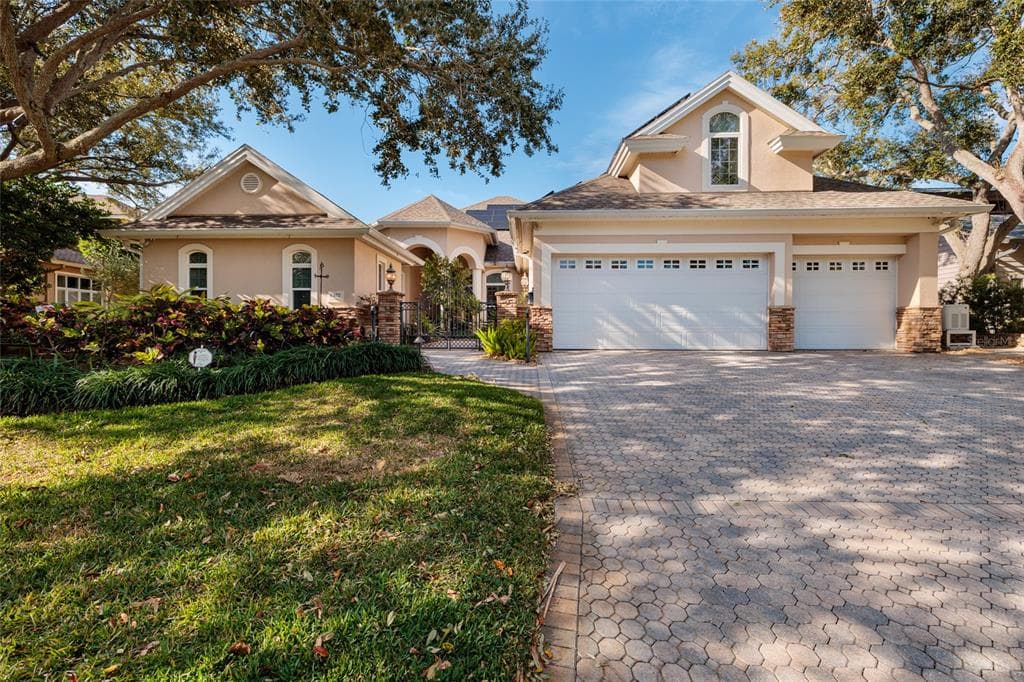 8402 TALLAHASSEE DRIVE