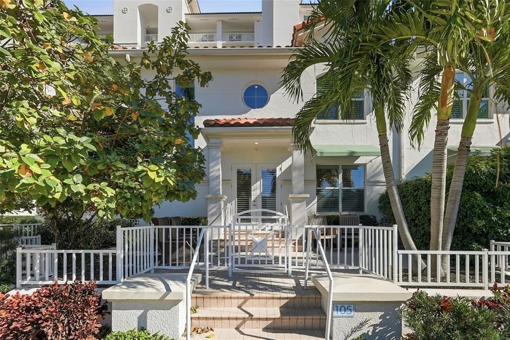 1325 SNELL ISLE BOULEVARD