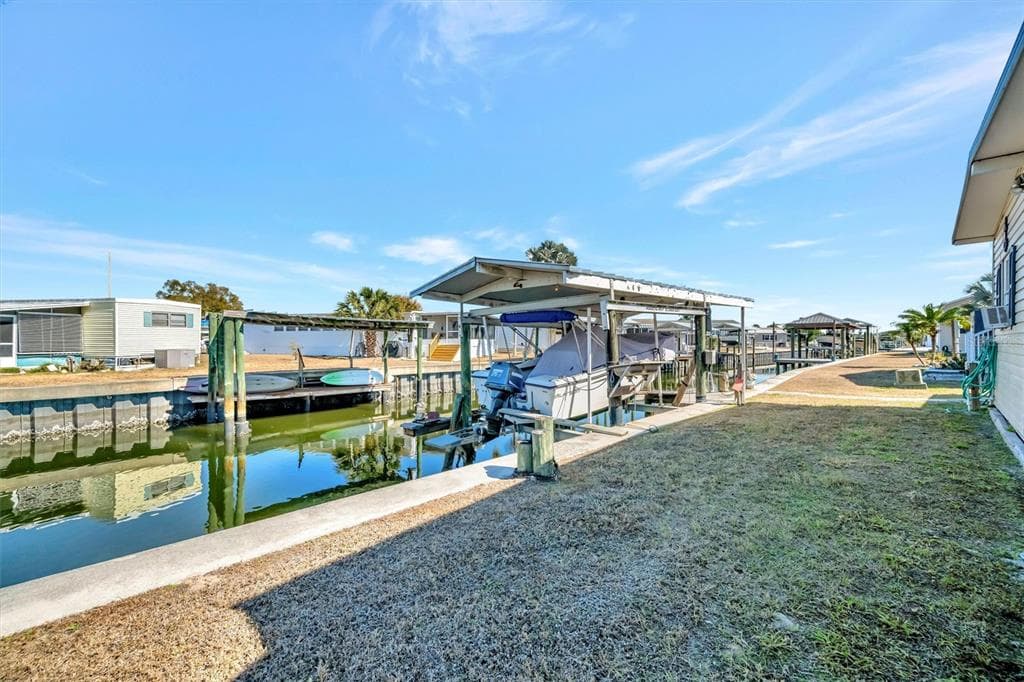 132 SAINT LUCIA LOOP