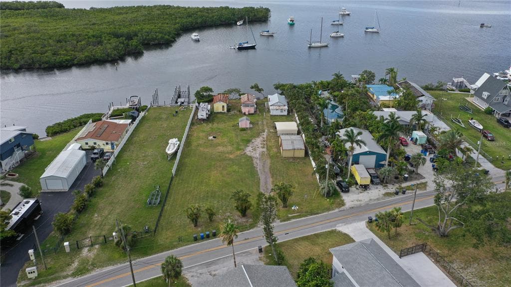 3306 SHELL POINT ROAD