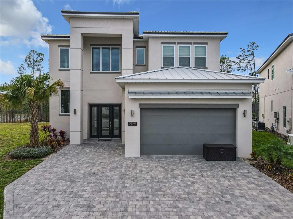 2125 PINE OAK LOOP