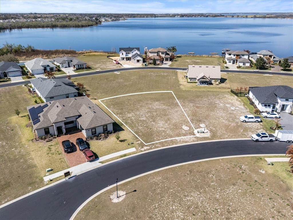 473 WATERFERN TRAIL DRIVE
