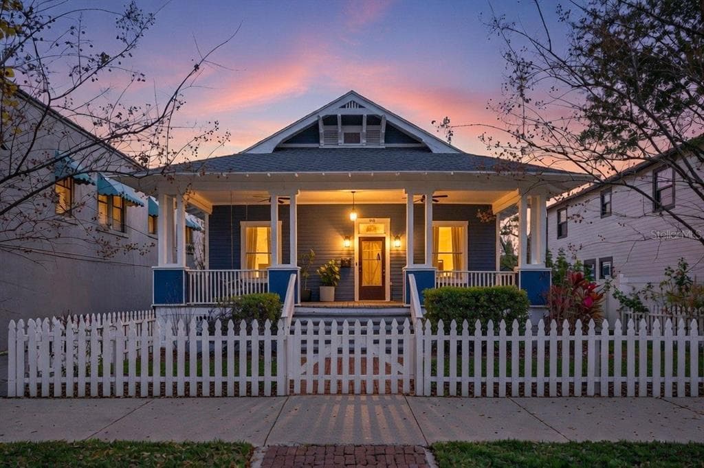 306 ROSS AVENUE