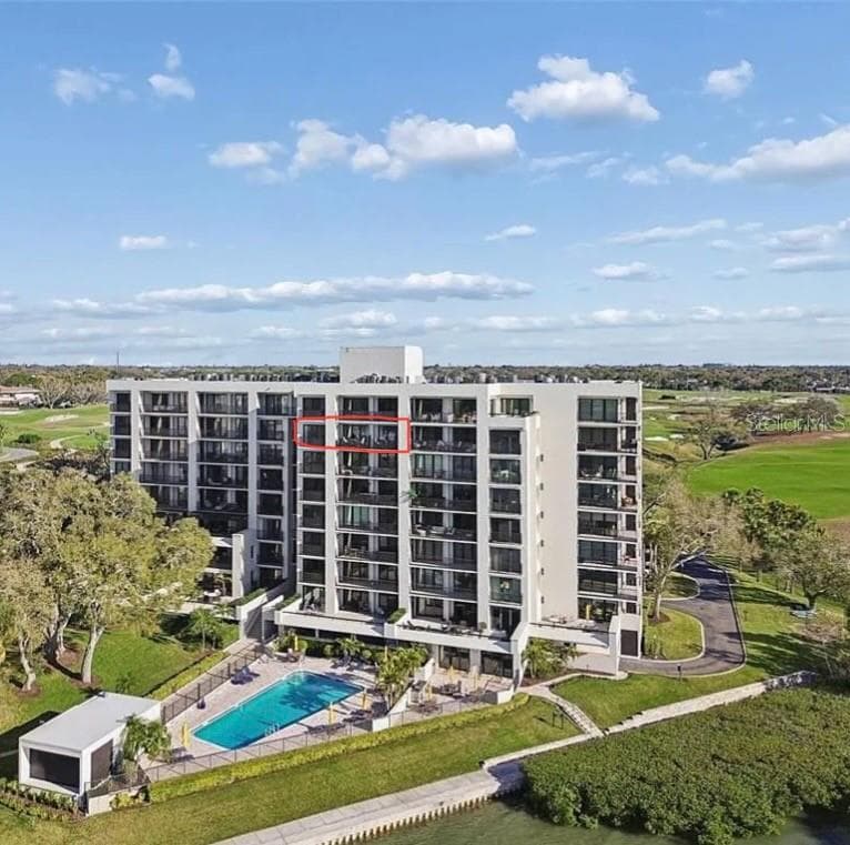 4 BELLEVIEW BOULEVARD