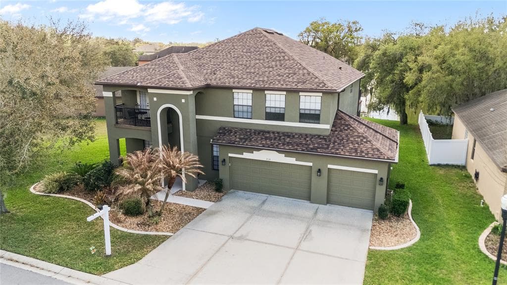 268 OAK LANDING LANE