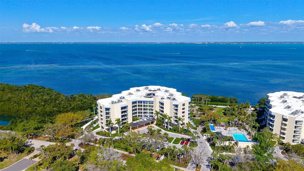 2120 HARBOURSIDE DRIVE