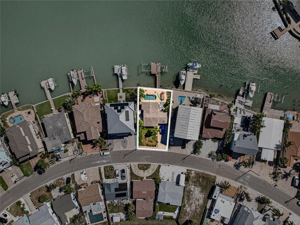 449 BAYSHORE DRIVE