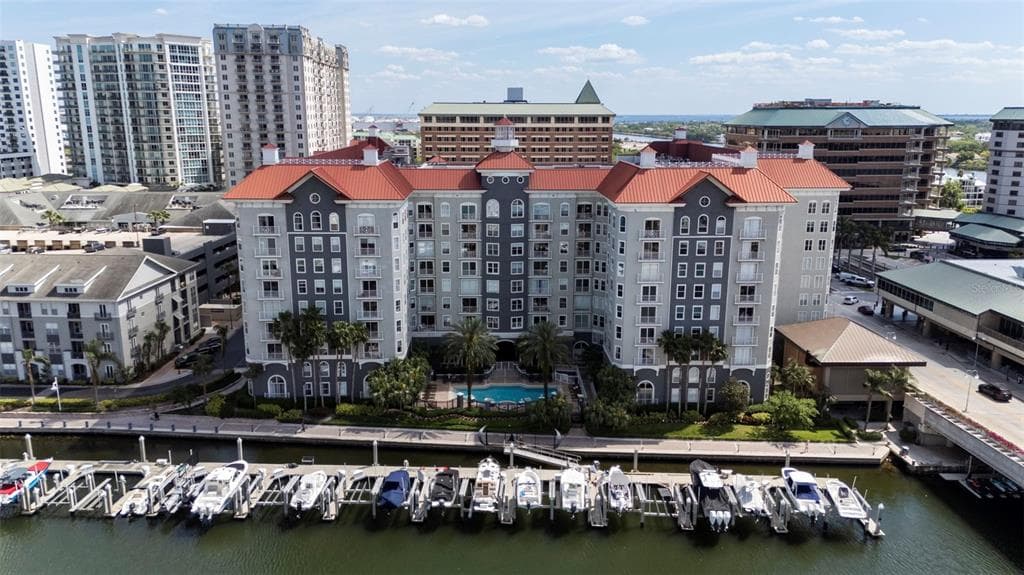700 HARBOUR ISLAND BOULEVARD
