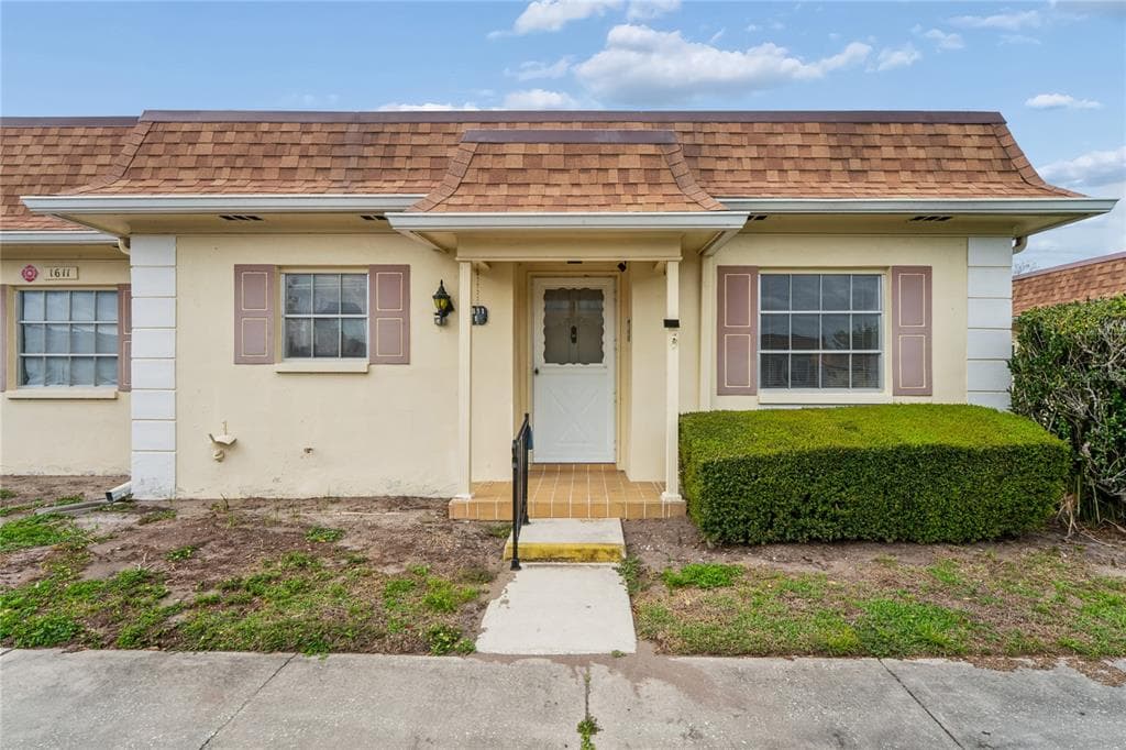 1611 LAKE AVENUE