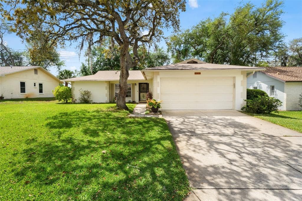 8510 WINDING WOOD DRIVE