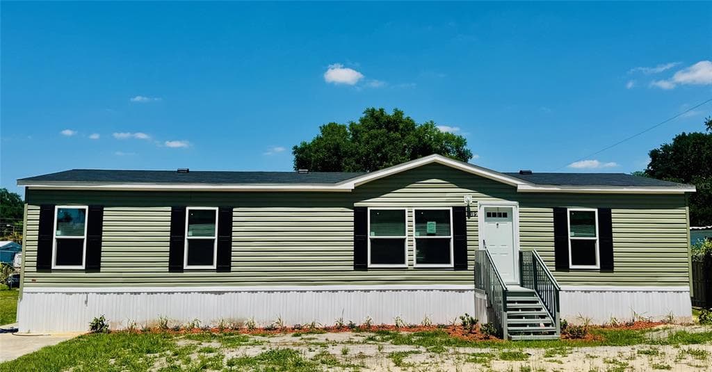389 WATERVIEW DRIVE