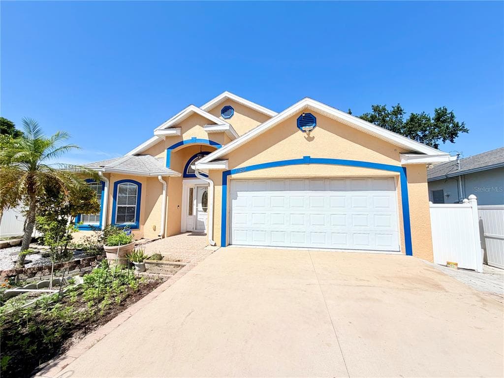 1150 OAKWOOD DRIVE