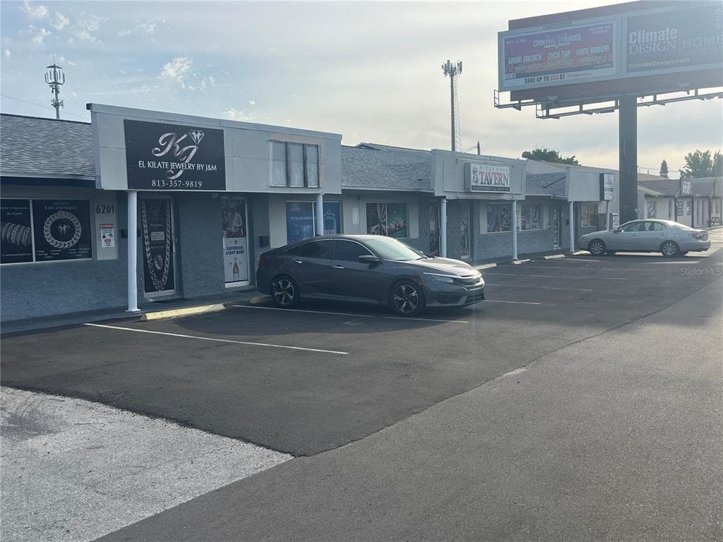6201 RIDGE ROAD