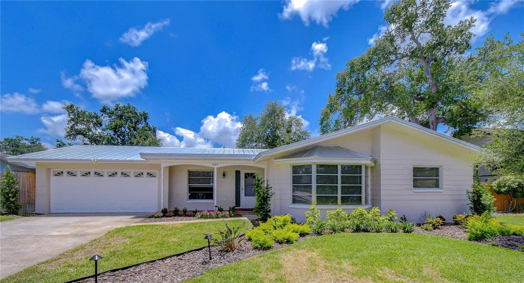 2167 LAKEVIEW ROAD
