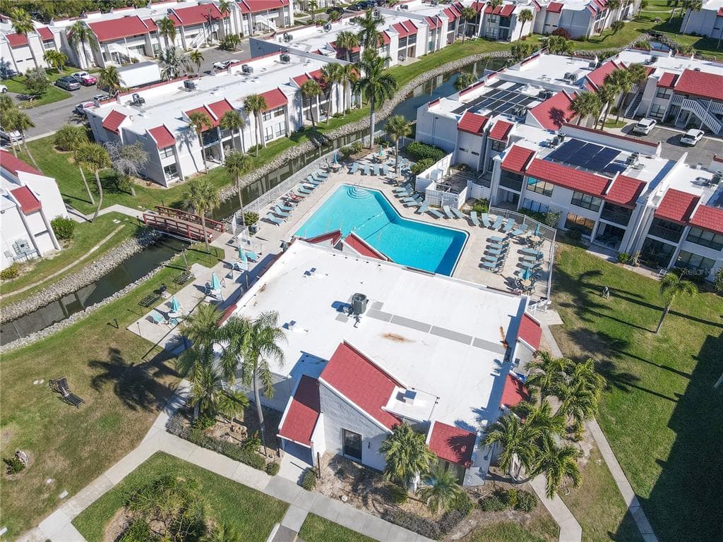1801 GULF DRIVE