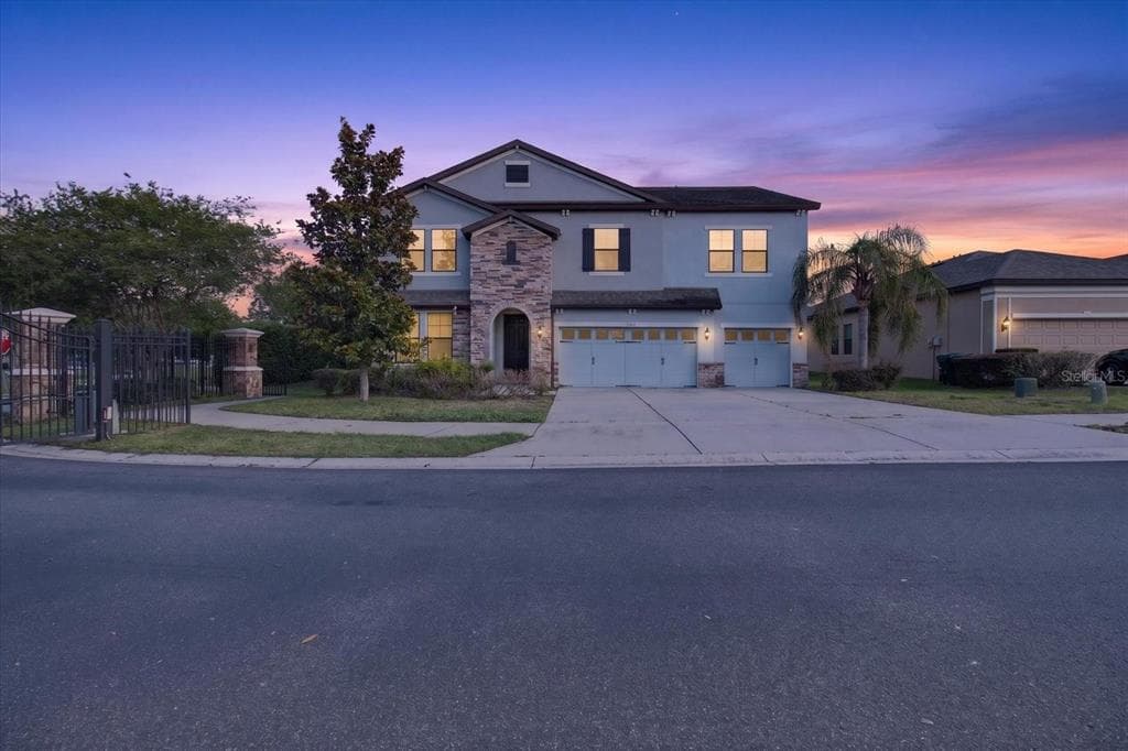 1389 HERITAGE LANDINGS DRIVE