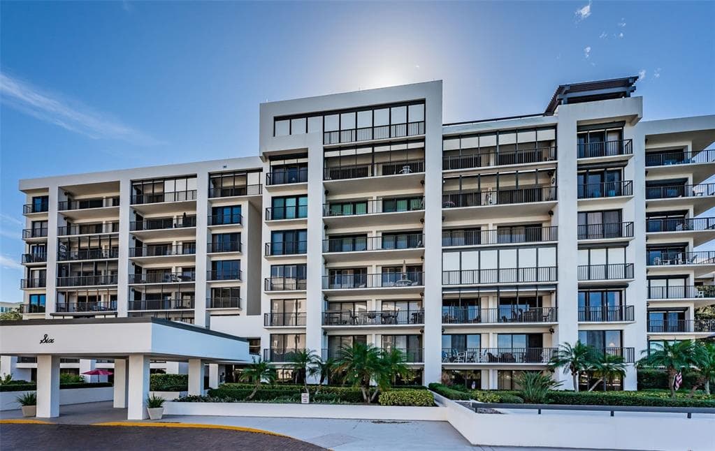 6 BELLEVIEW BOULEVARD