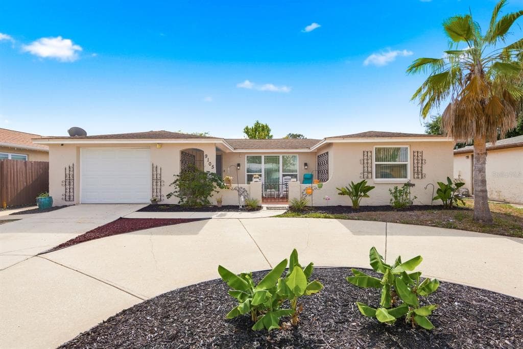 9105 CHANTILLY LANE