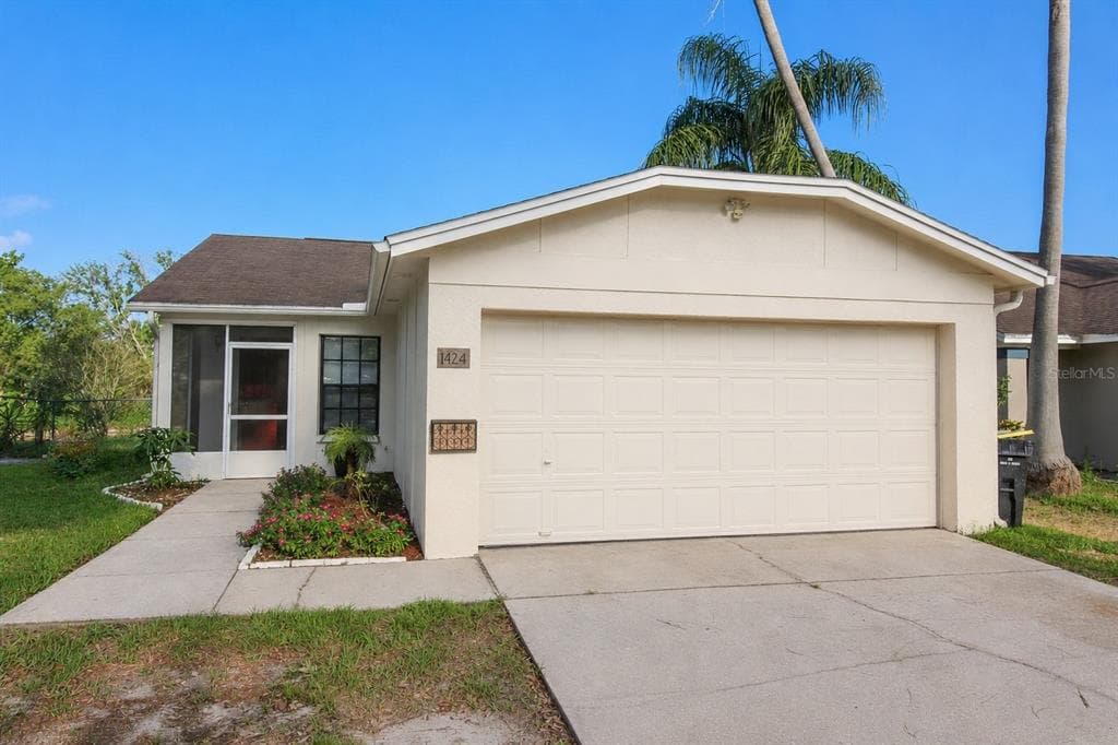 1424 BRAMBLEWOOD DRIVE