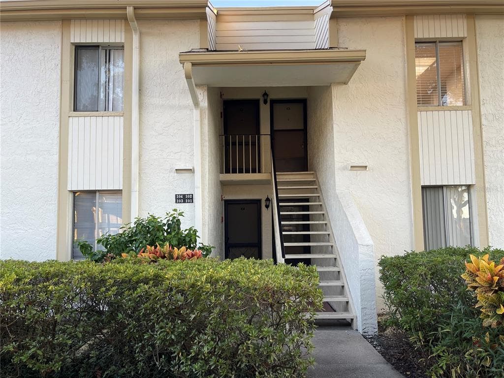 103 PALMETTO COURT