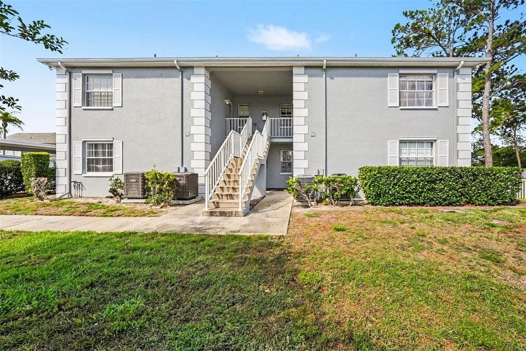 12049 HOOSIER COURT