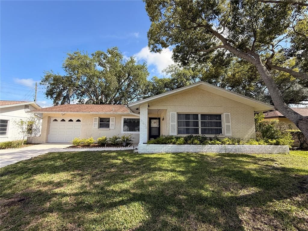 8634 WINDING WOOD DRIVE