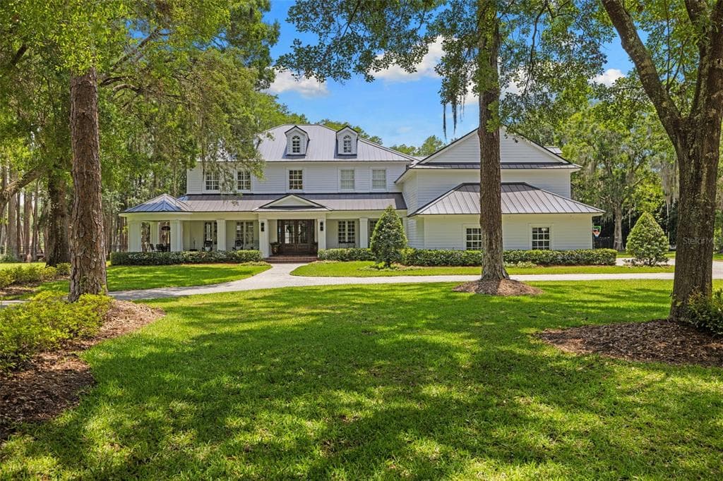 18562 COUNCIL CREST DRIVE