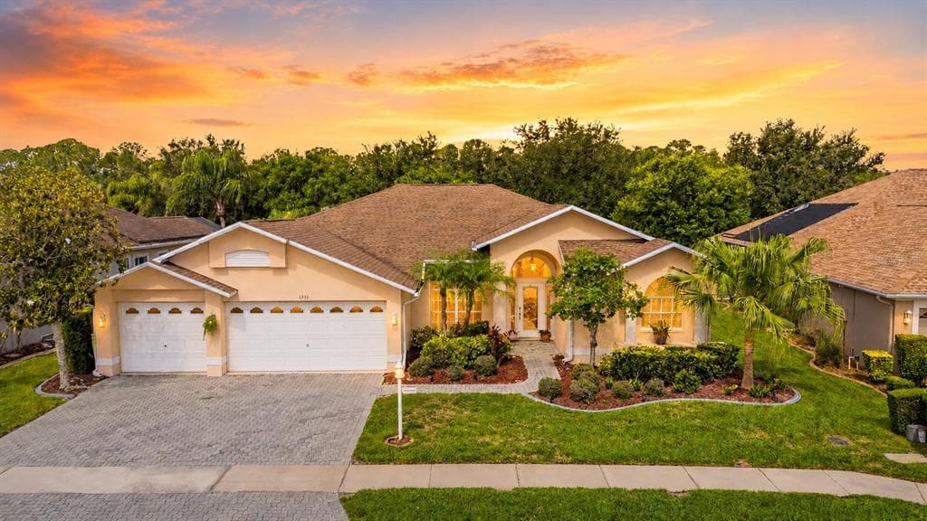 1331 TRIMARAN PLACE
