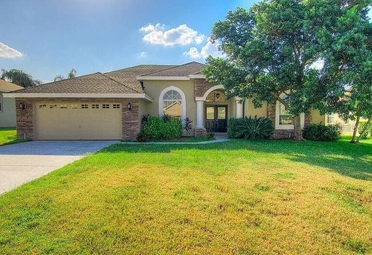 2936 VINTAGE VIEW CIRCLE