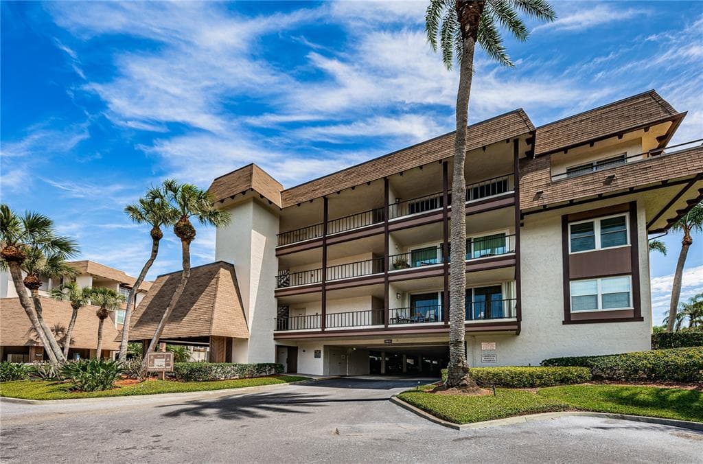 3021 COUNTRYSIDE BOULEVARD