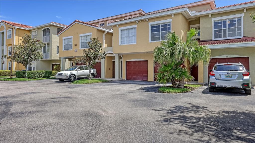 5551 BENTGRASS DRIVE