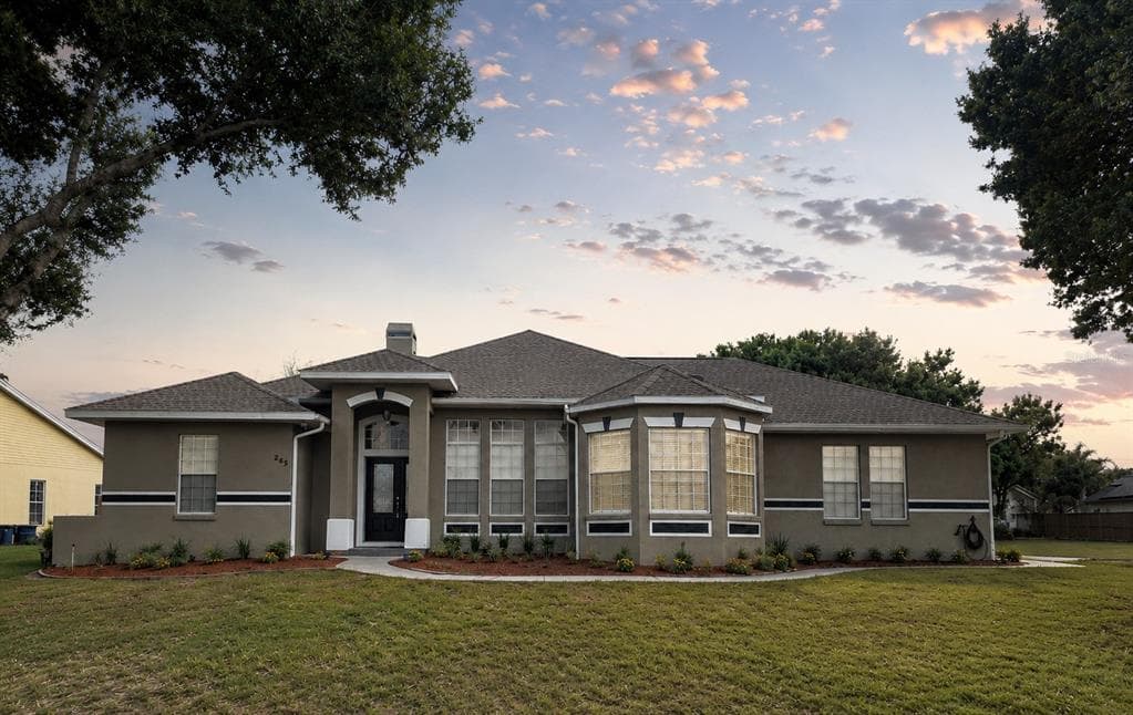 265 BAYBERRY DRIVE